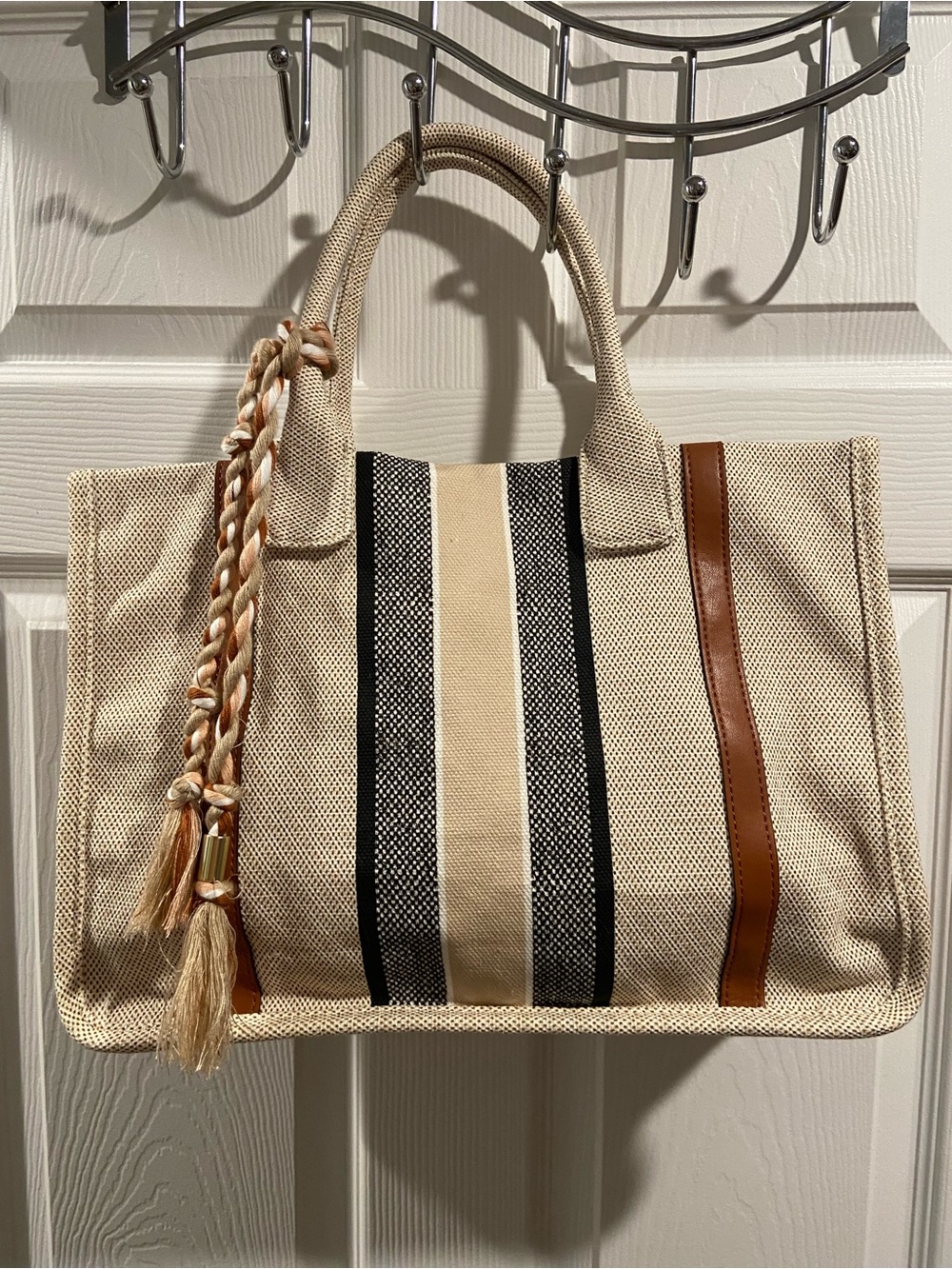 🌿 Vince Camuto Canvas Tote - Striped with Tassel Accent 🌿